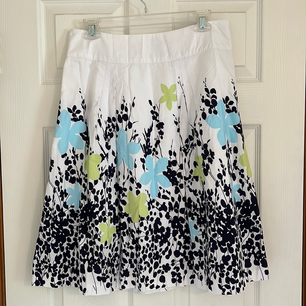 Women’s skirt